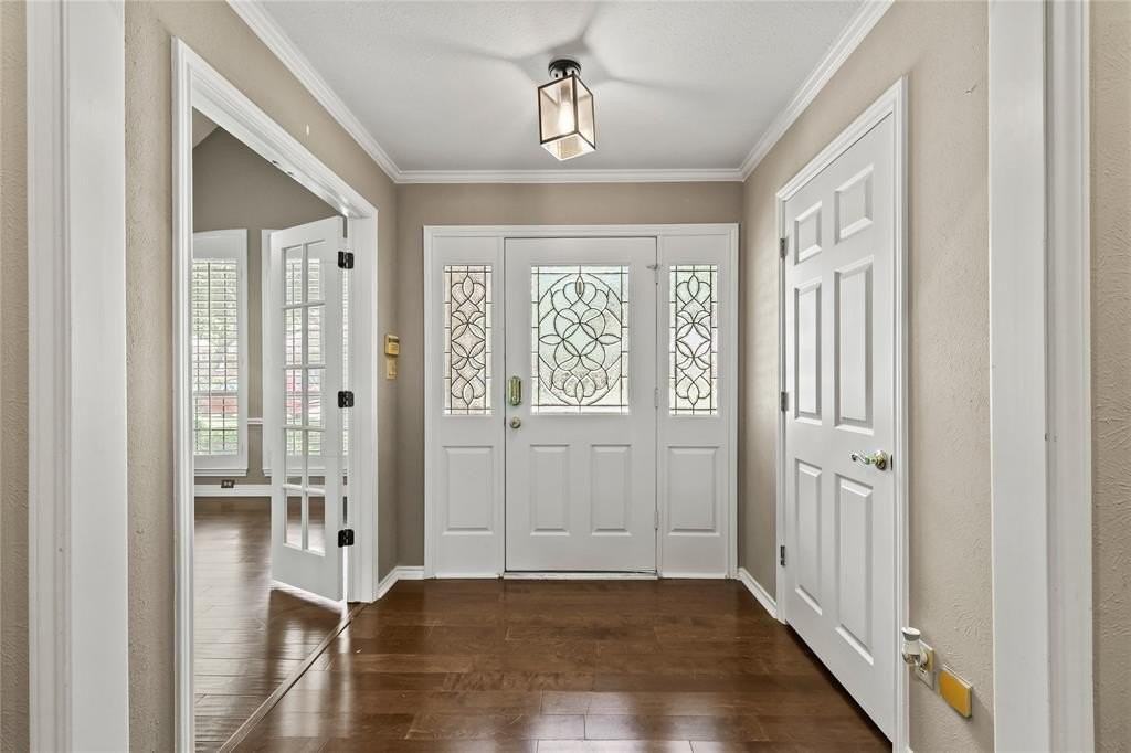 2709 Devonshire Dr - Photo 7 of 34