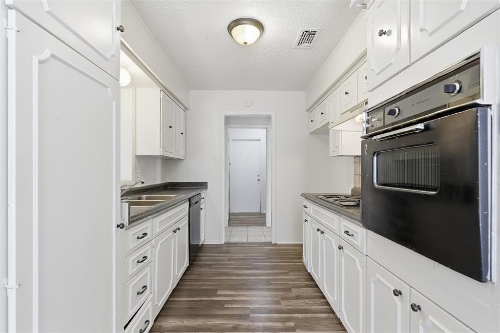 125 N Jessup St - Photo 5 of 29