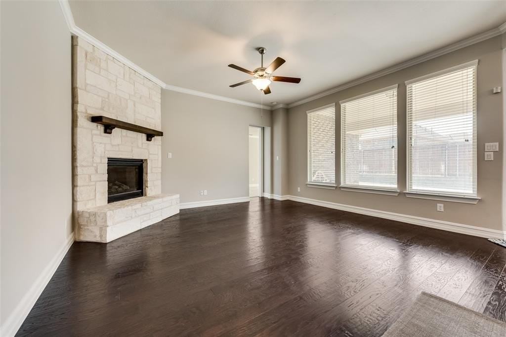 2818 Balmoral Dr - Photo 3 of 25