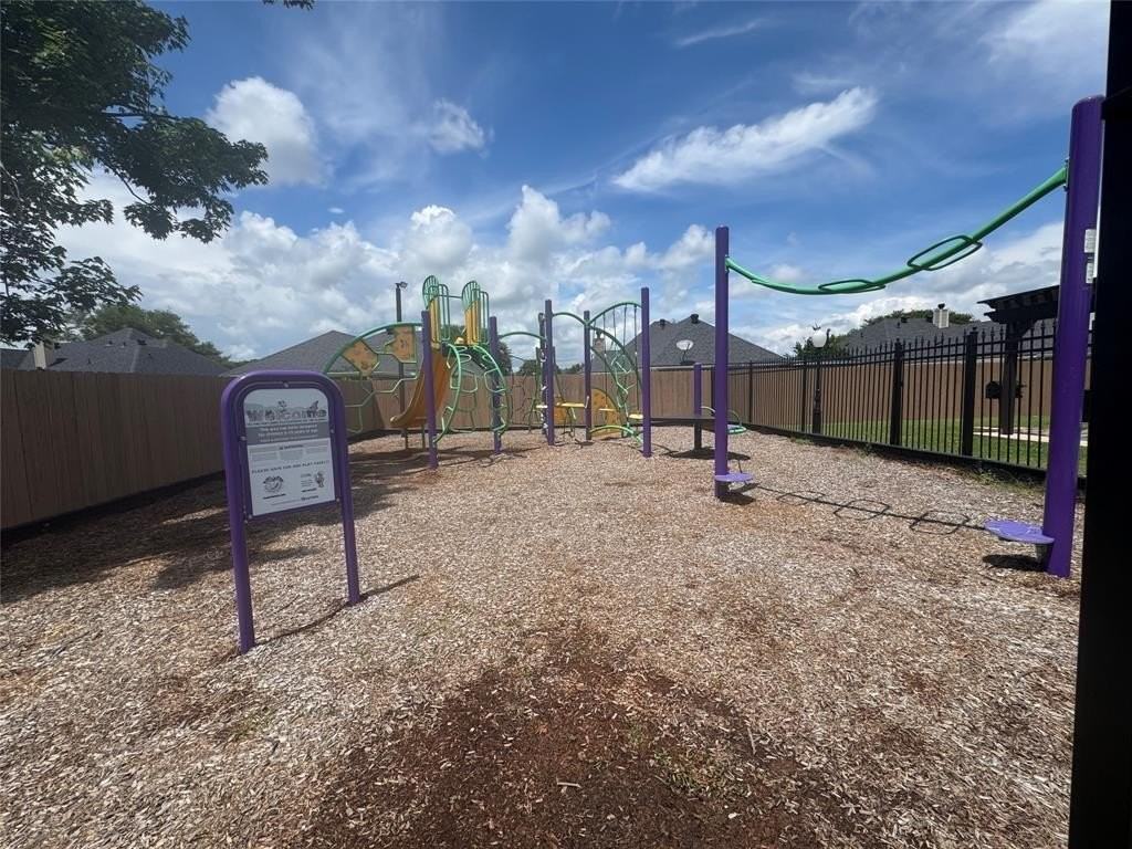 3508 Hanover Dr - Photo 3 of 35