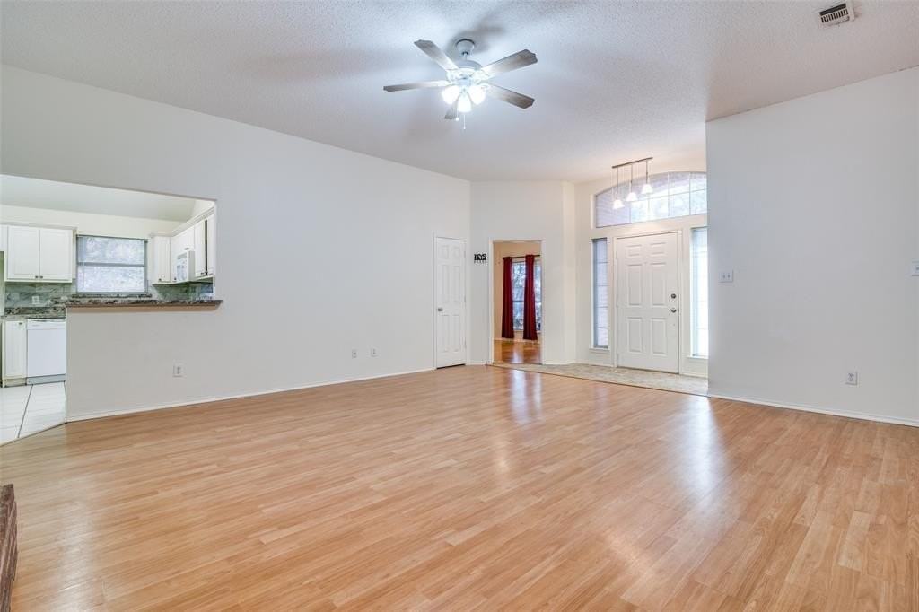 132 Magnolia Ln - Photo 7 of 24