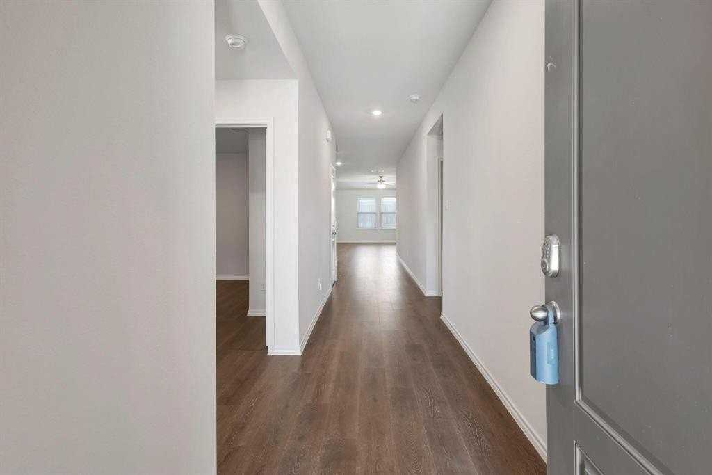 1006 Honey Maple St - Photo 6 of 31