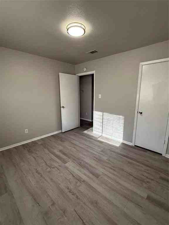 1435 N Bluegrove Rd - Photo 5 of 9