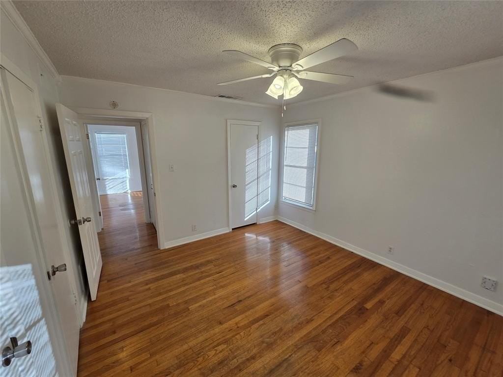 3600 Katrine St - Photo 7 of 17