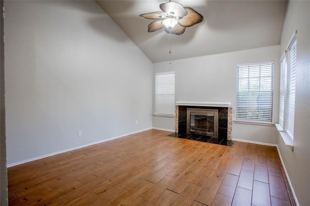 4656 Bracken Dr - Photo 7 of 26