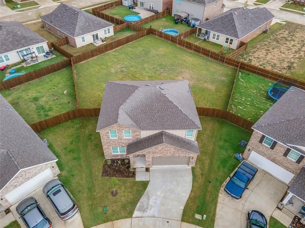 10301 Castle Lyons Ln - Photo 2 of 26