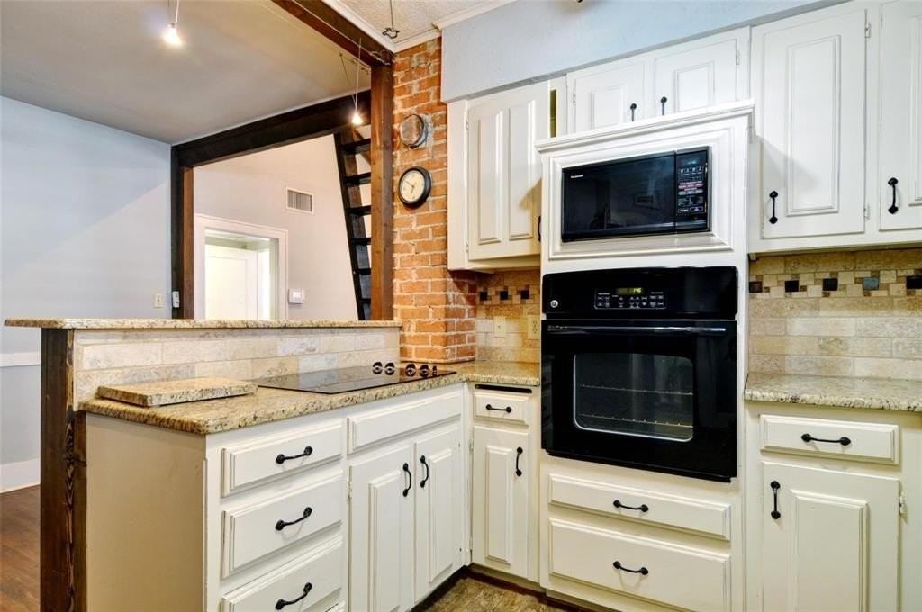 3237 Odessa Ave - Photo 6 of 26