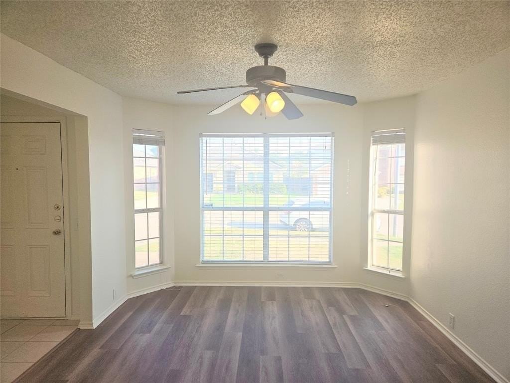 885 Stafford Station Dr - Photo 4 of 34