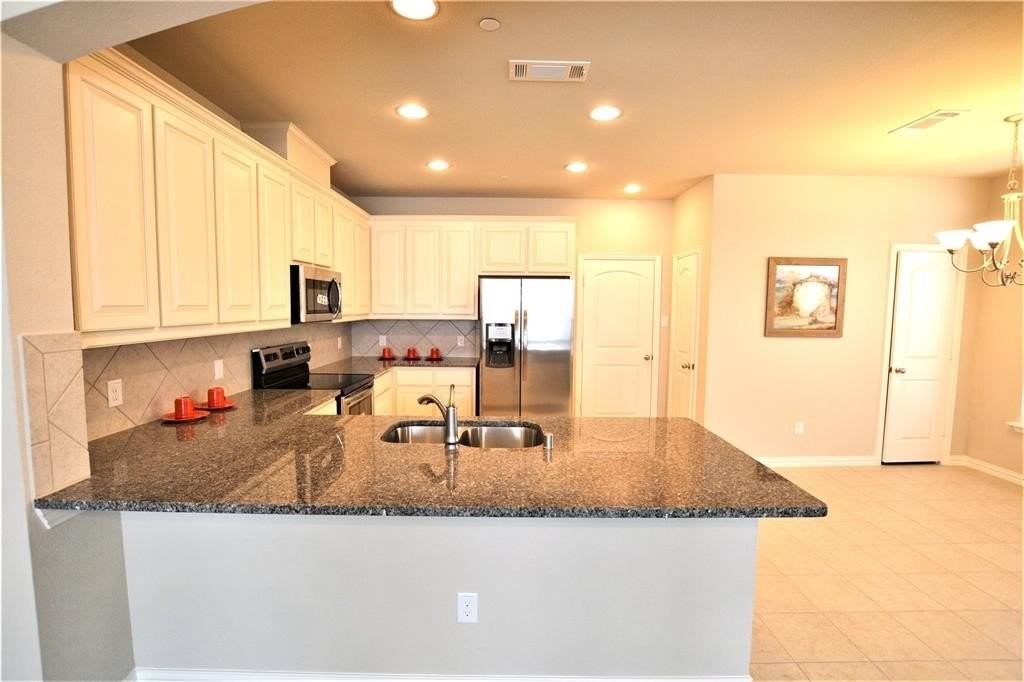 2535 Adam Ln - Photo 6 of 22