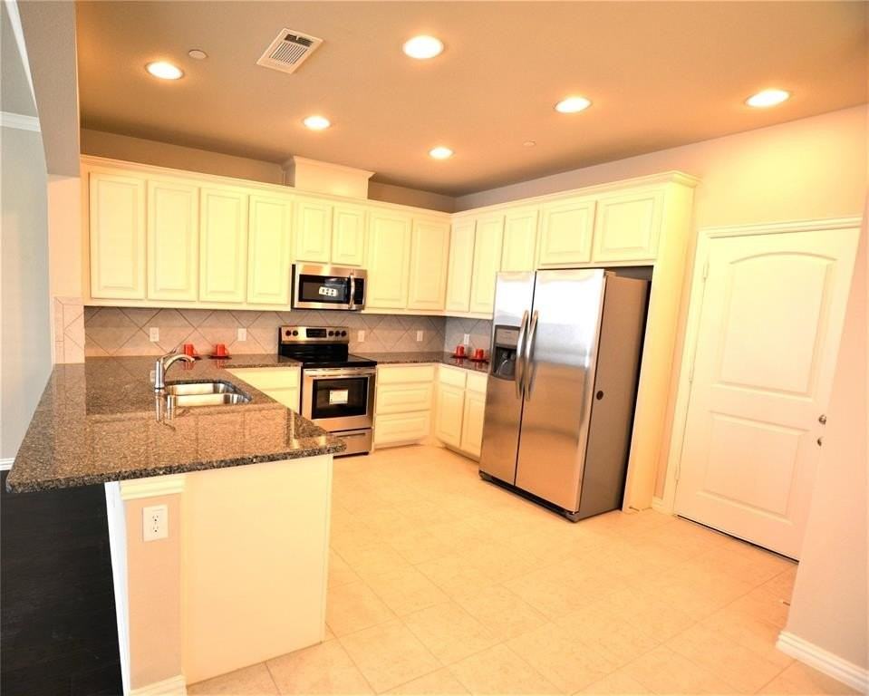 2535 Adam Ln - Photo 7 of 22