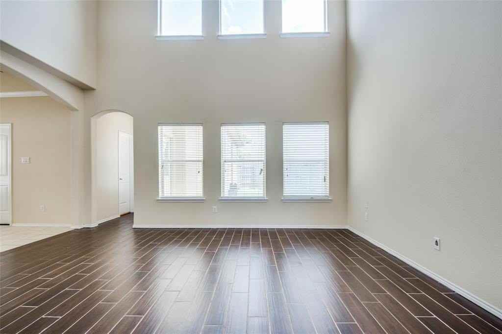 9024 Sundance Trl - Photo 2 of 12