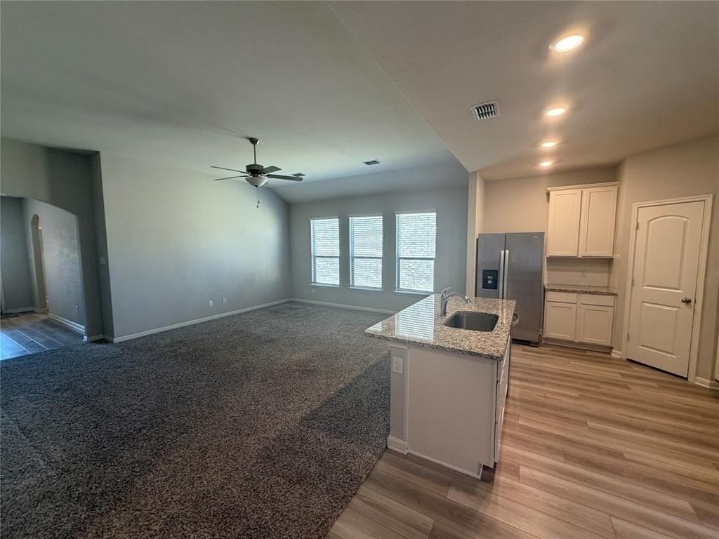 216 Emma Dr - Photo 7 of 10