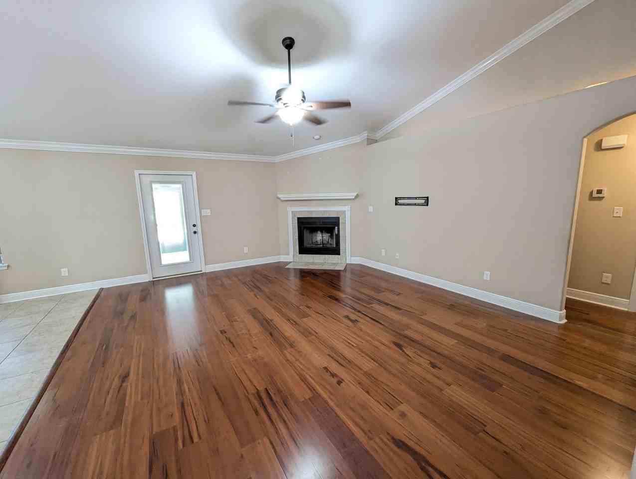 6686 Bryant St - Photo 6 of 32