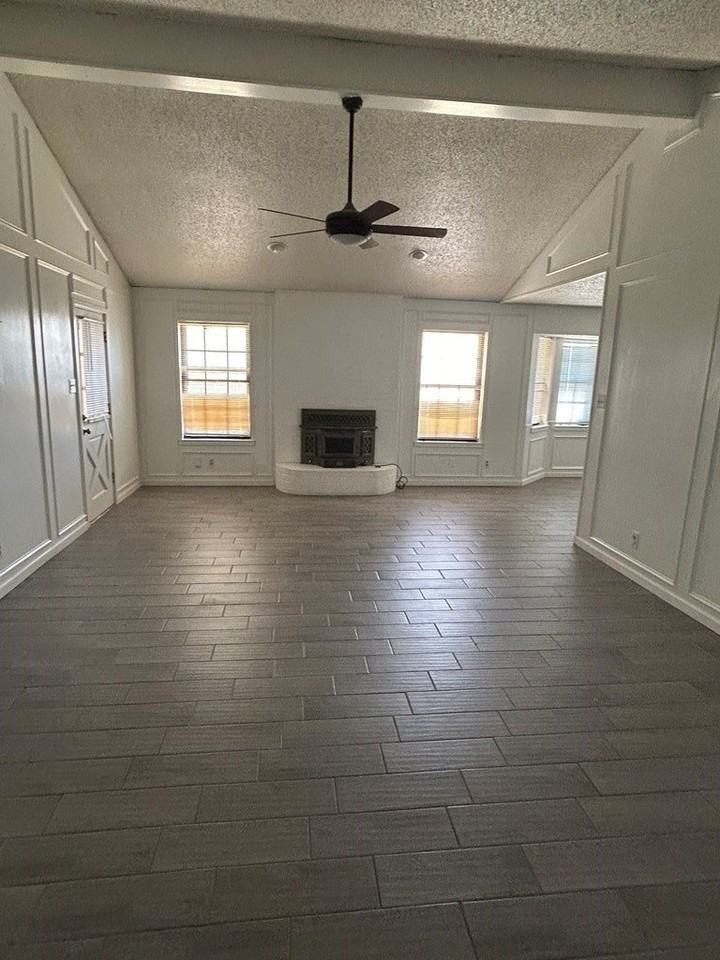 9008 Holiday Dr - Photo 7 of 12