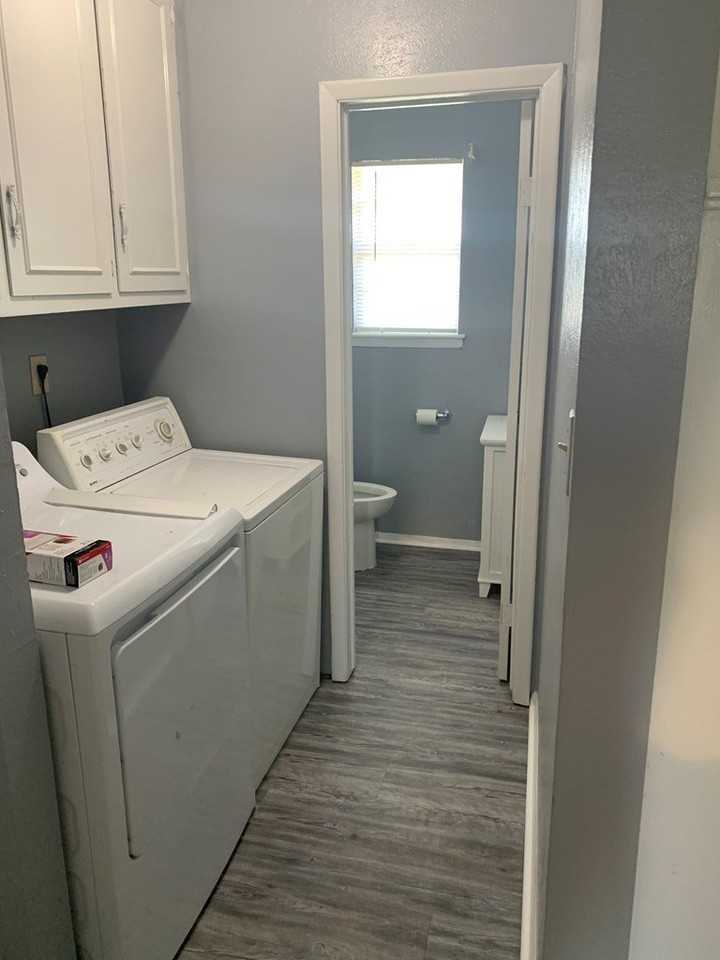 984 E Schirra Dr - Photo 5 of 22