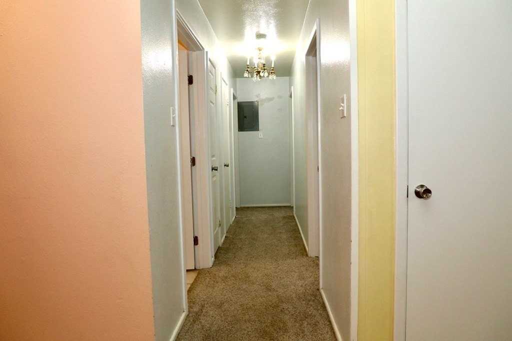 3420 Fairlane Ave - Photo 5 of 18