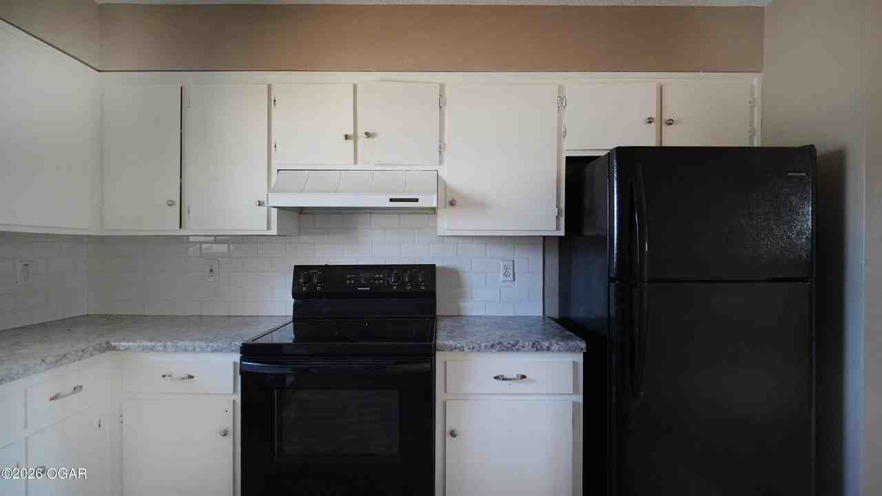 601 Kimberly St - Photo 6 of 13