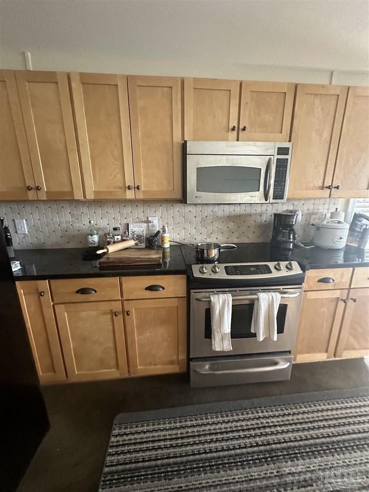 432 Bayfront Pkwy #B - Photo 3 of 5