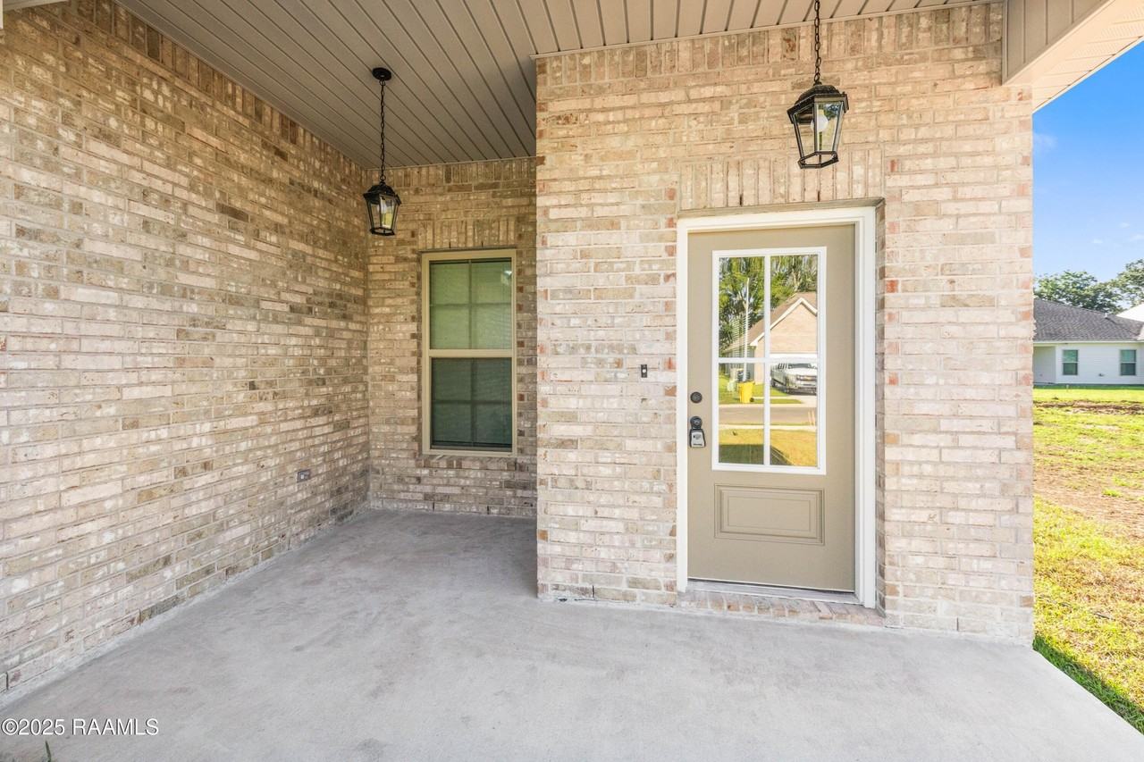 314 Dunwoody Ct - Photo 5 of 34