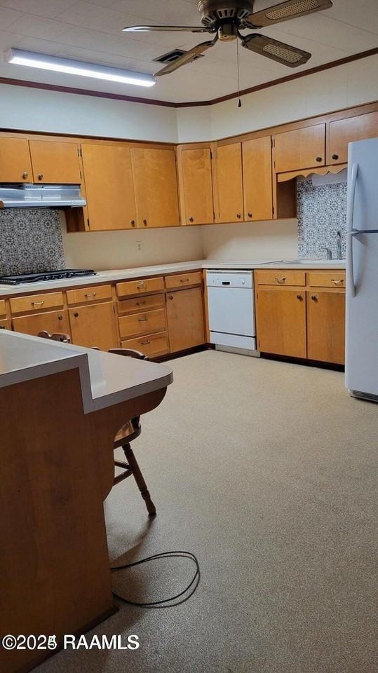 330 Charlotte St - Photo 3 of 13