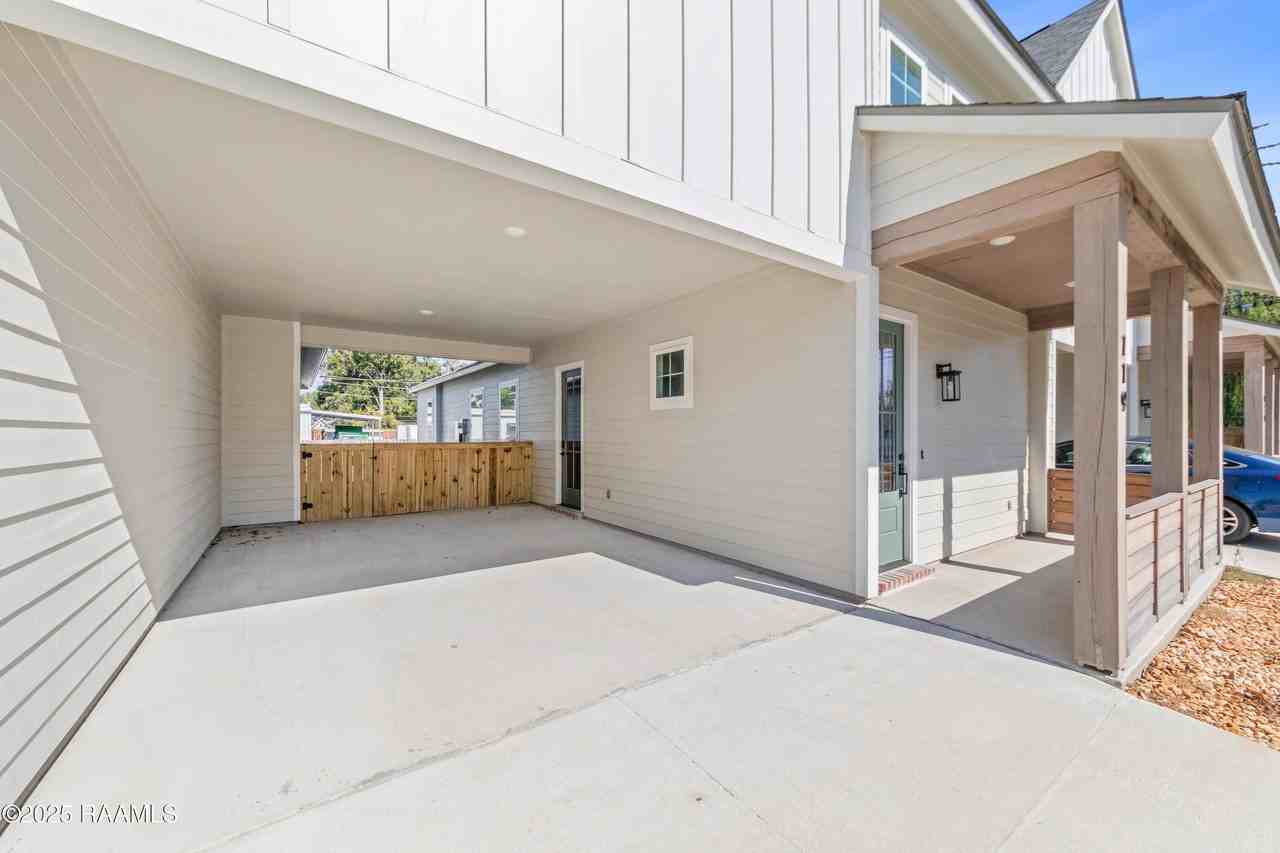 119 Mayberry Grove St - Photo 3 of 37