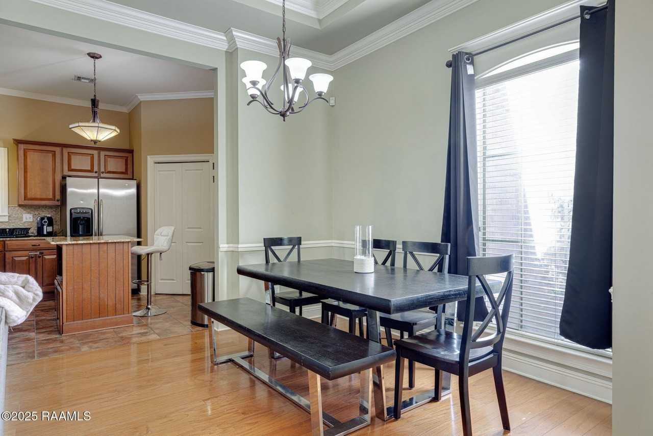 111 Meagans Way Dr - Photo 3 of 13