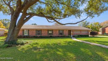 featured image of 101 Alonda Dr