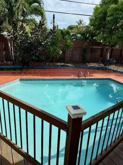 31 Ne 56th St - Photo 7 of 8