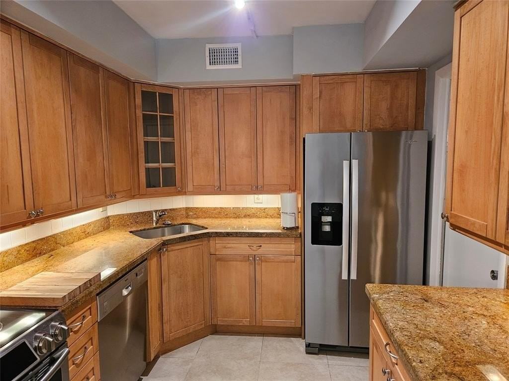 669 W Oakland Park Blvd #120B - Photo 2 of 21