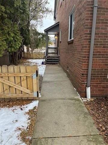 35721 Alfred St #4 - Photo 4 of 23