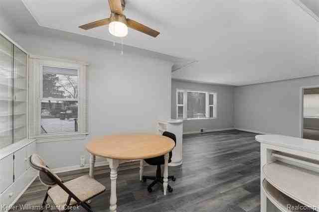 749 Orion Rd - Photo 5 of 21