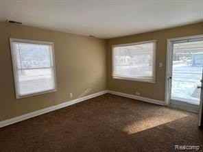 11123 Hudson Ave - Photo 6 of 16