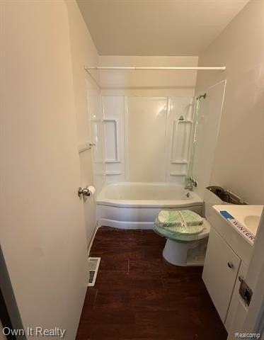 12296 Syracuse St - Photo 6 of 13