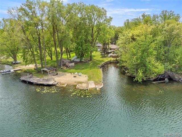 11970 Greenway Cir - Photo 6 of 26