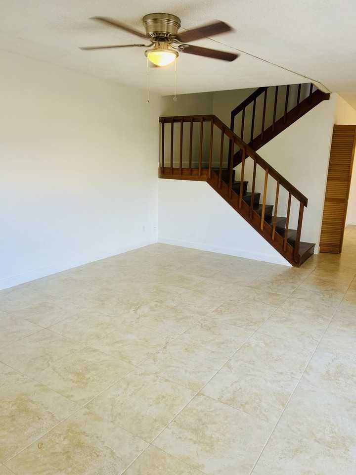 31 Lake Arbor Dr - Photo 6 of 19