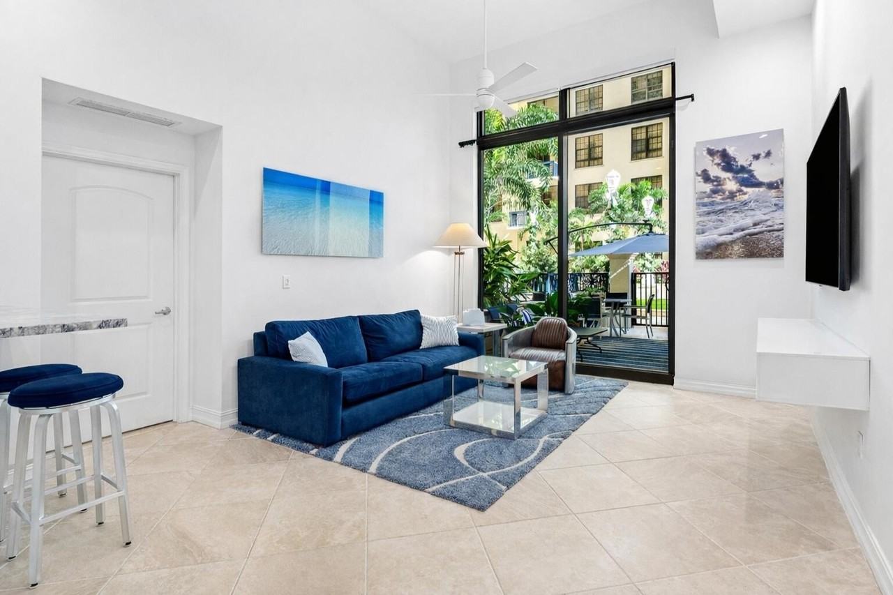 701 S Olive Ave #505 - Photo 4 of 49