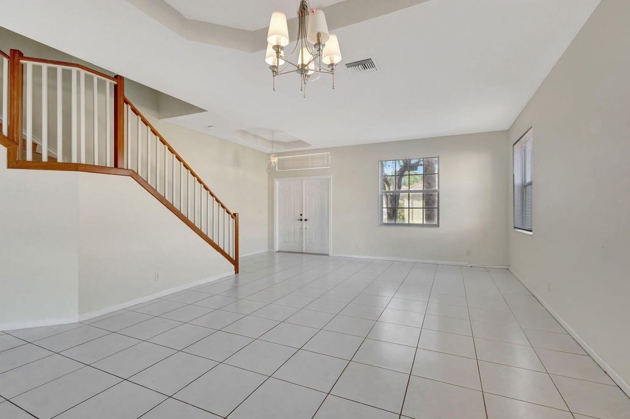 2716 San Andros - Photo 5 of 50