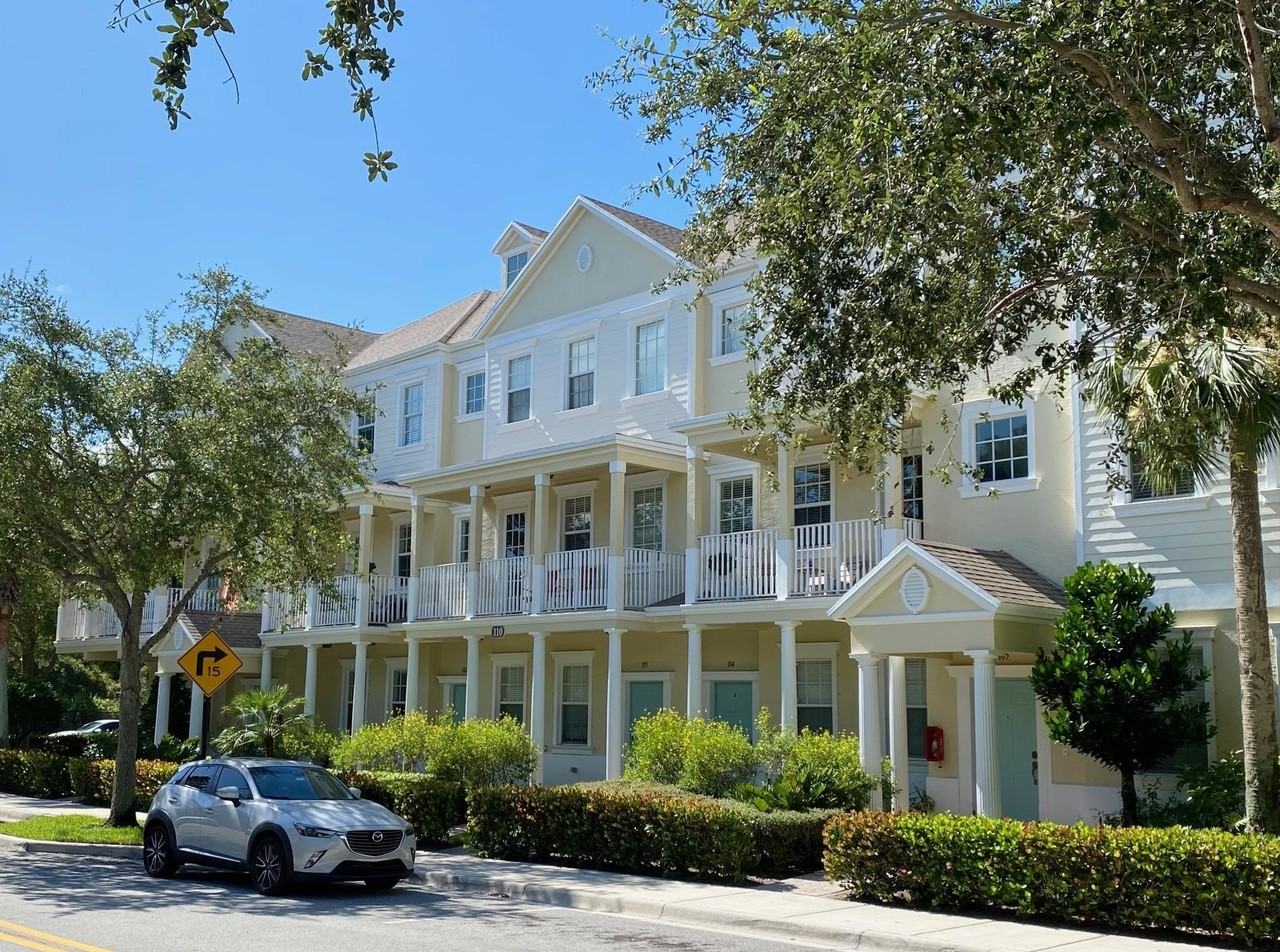 110 Sea Plum Dr #103 - Photo 4 of 31