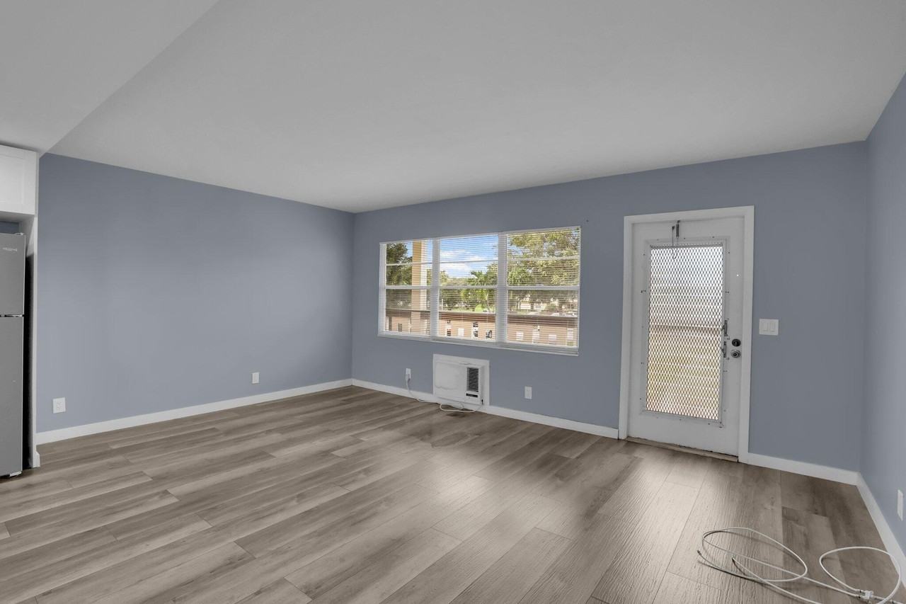 104 Mansfield C #C - Photo 5 of 40