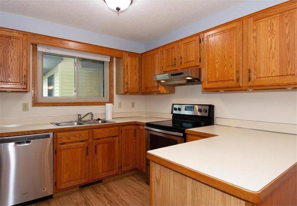 5505 Orleans Ln N #6 - Photo 4 of 18