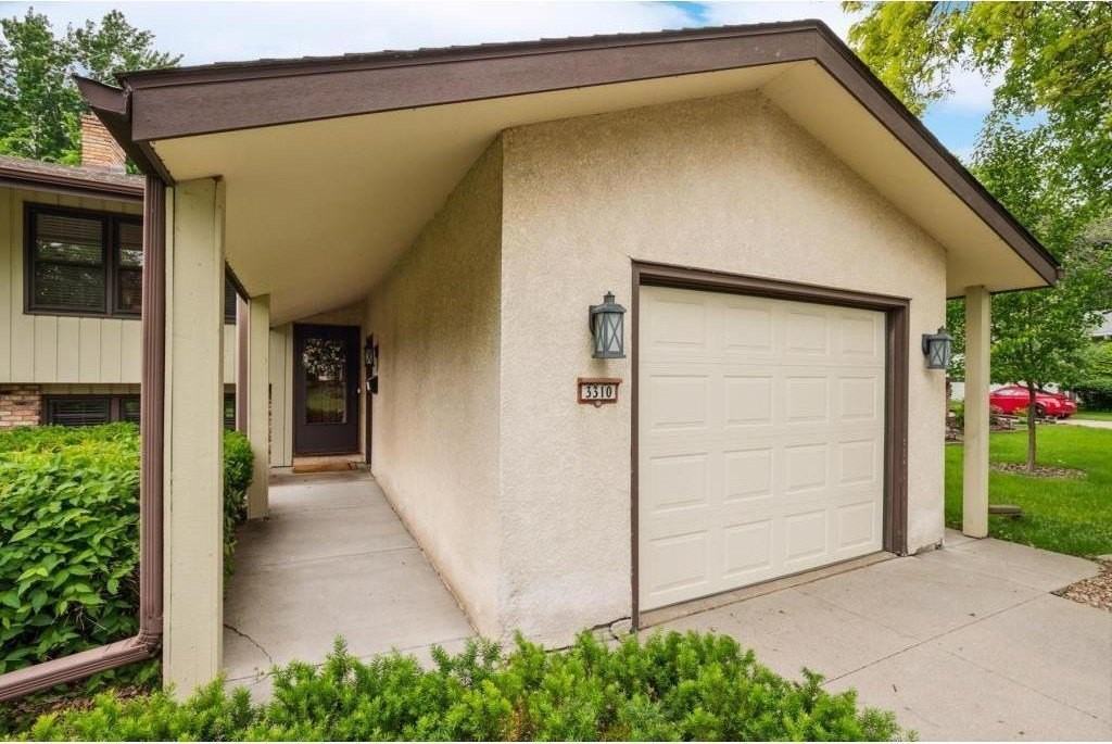 3308 Roosevelt Ct Ne #3310 - Photo 7 of 30