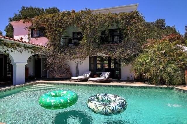 2084 Alisos Dr - Photo 6 of 28