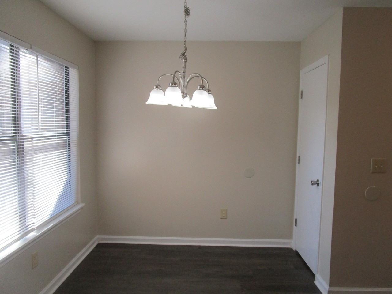 1944 Gion St - Photo 7 of 12