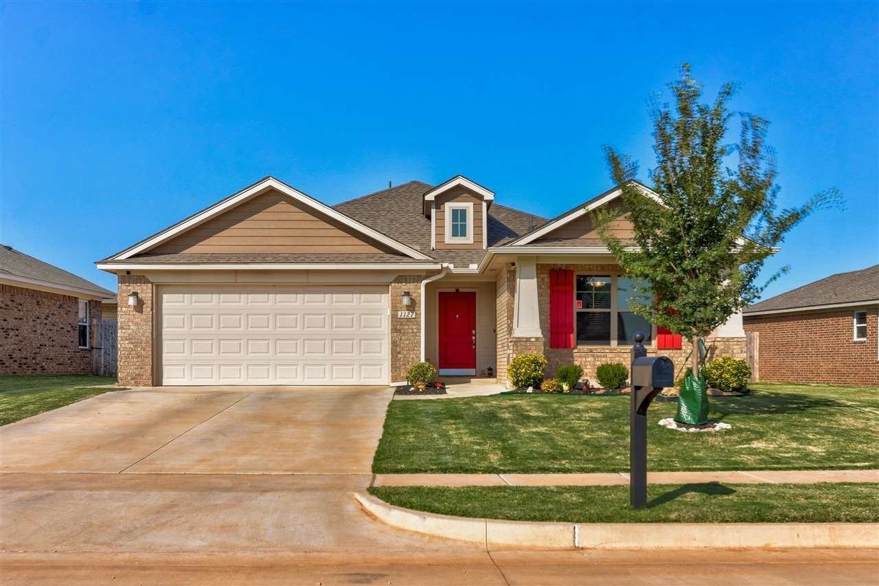 1127 S Landry Ln - Photo 2 of 37