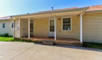 205 1/2 S Duck St - Photo 1 of 1