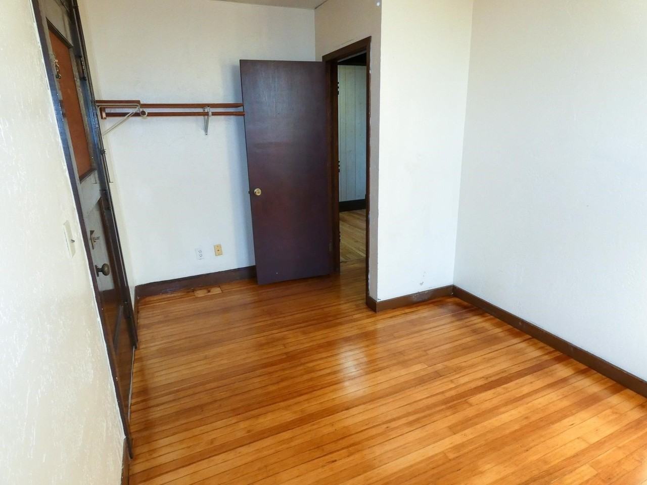 15 E Main St #18 - Photo 6 of 18