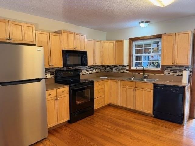 13 Williams St #C - Photo 2 of 5