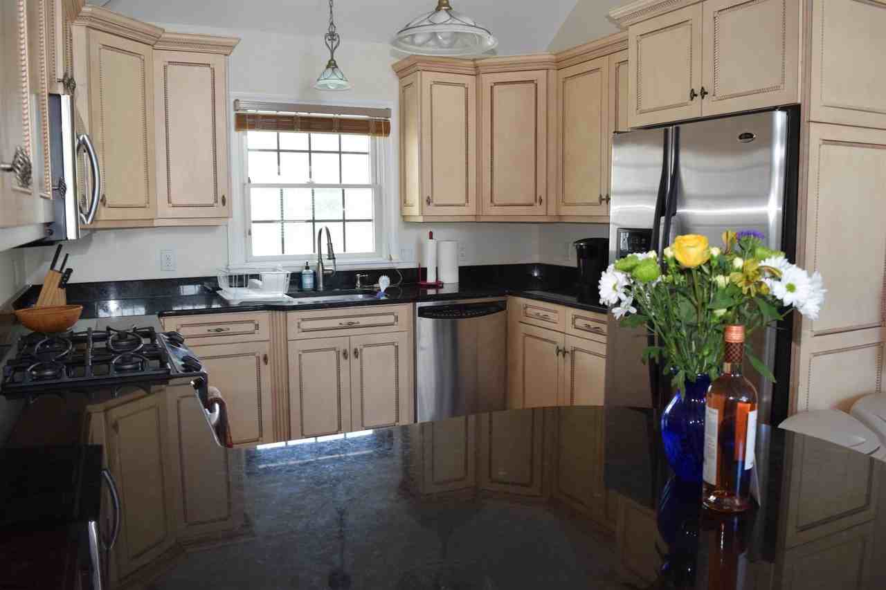 205 W Brigantine Ave - Photo 2 of 31