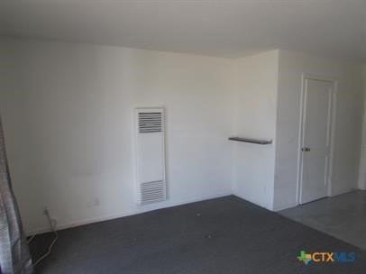 701 Stetson Ave - Photo 3 of 9