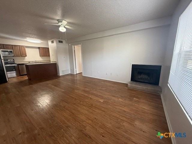 205 Craddock Ave #C1 - Photo 3 of 16